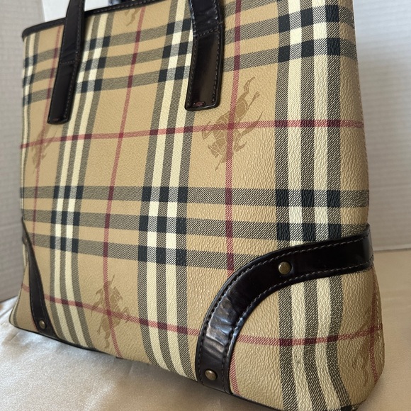 AUTHENTIC LARGE TOTE BAG BURBERRY. - Picture 7 of 17